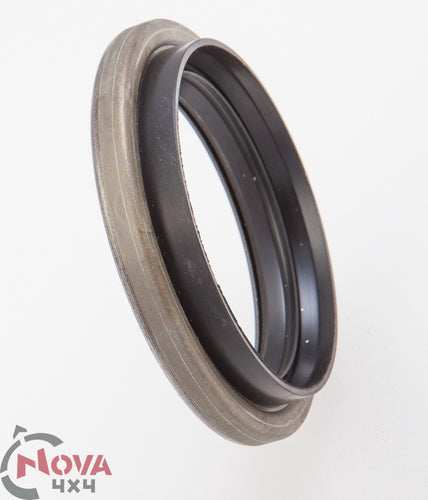 seal-hub-rear-full-floating-genuine-75-79-80-100-series-landcruisers