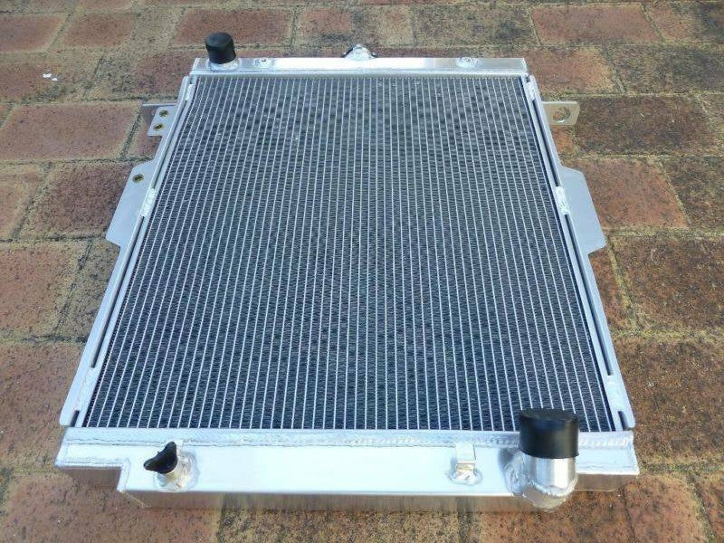 Lc79 Radiator Toyota Landcruiser HDJ78 / HZJ78 / HDJ79 / HZJ79 Heavy Duty Radiator ...