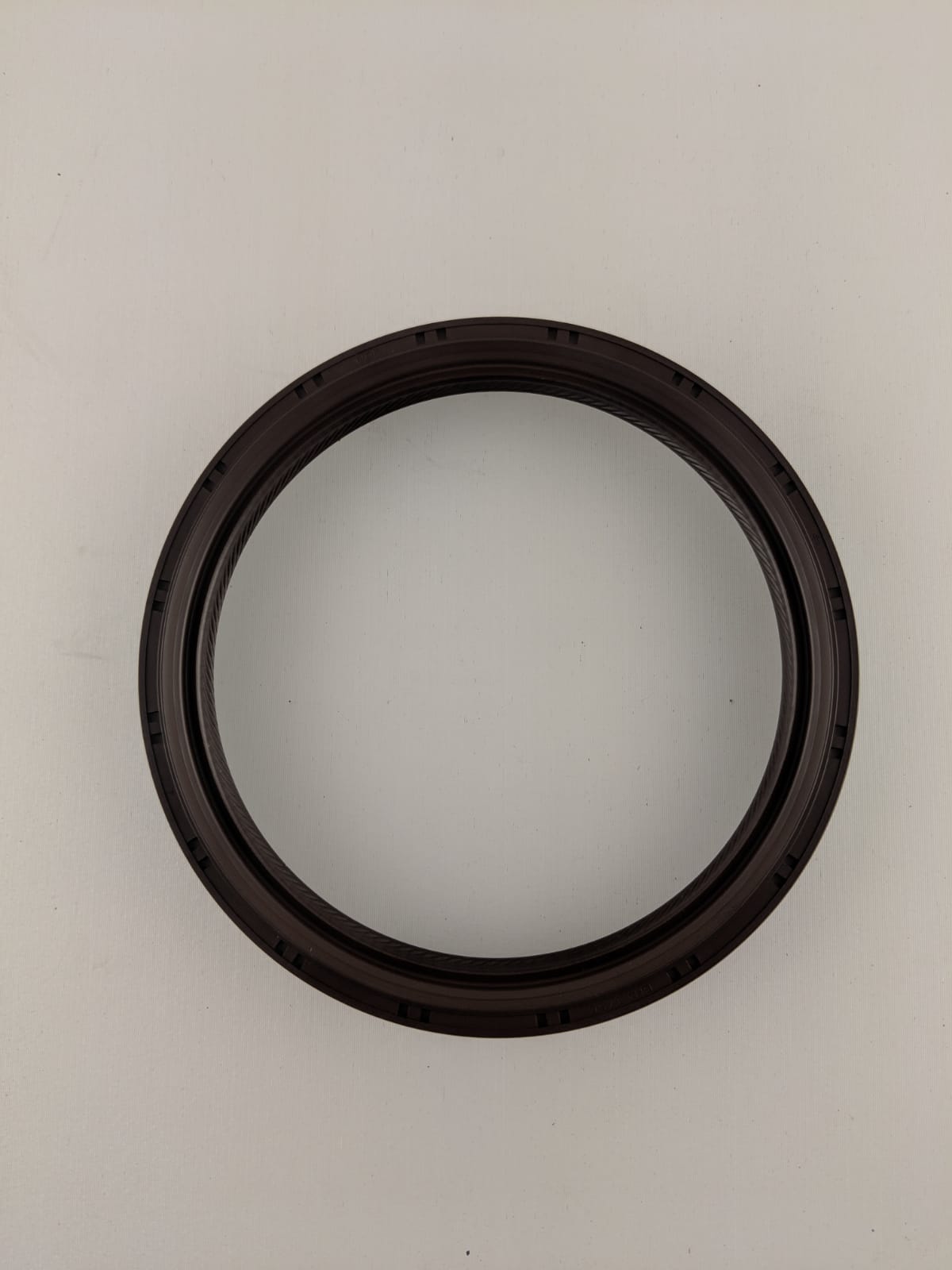 Rear Main Seal For 1HZ, 1HDT, 1 HDTFTE, 1 KZT, 1KDFTV Nova 4x4